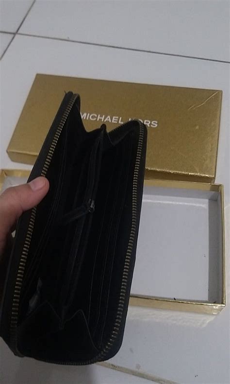 harga dompet michael kors asli|dompet Michael Kors.